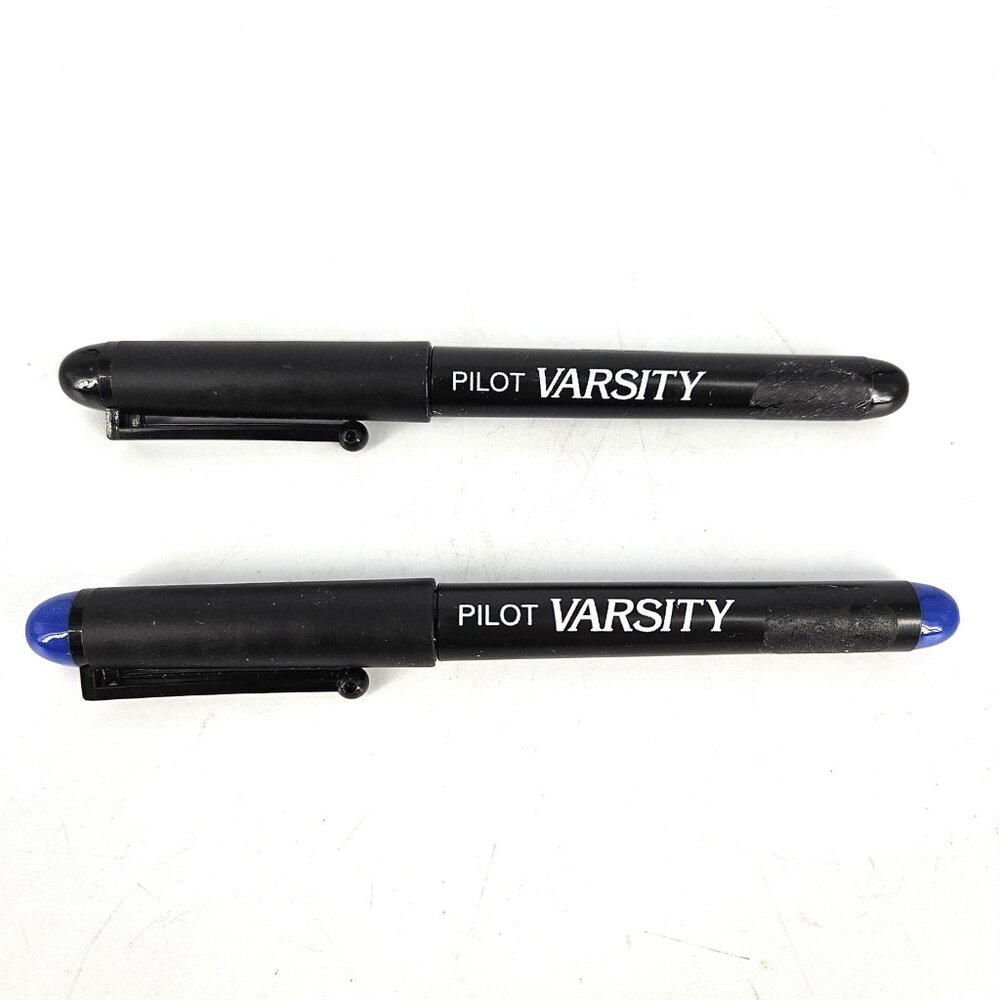 Pilot Varsity Fountain Pens Lot 2 Black Blue Disposable Plastic Multicolor Ink